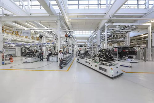 當紅不讓 實地探訪紅旗工廠 盡享民族工業(yè)品牌典范